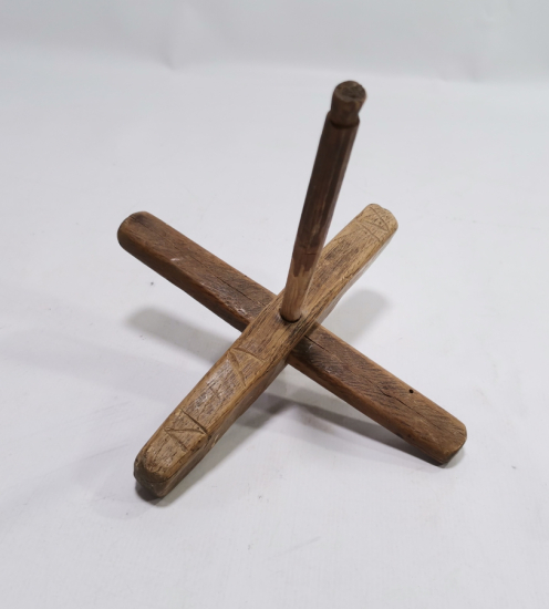 EL YAPIMI ANTİKA AHŞAP KİRMAN