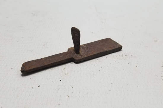 OSMANLI DÖNEMİ KAPI TUTMACI PARÇASI