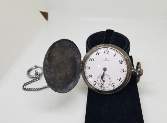 KABARTMA İŞÇİLİKLİ ANTİKA GÜMÜŞ OMEGA CEP SAATİ