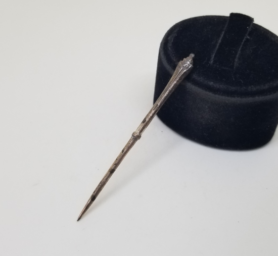 ÜST KISMI LALE FORMUNDA OSMANLI DÖNEMİ GÜMÜŞ İĞNE