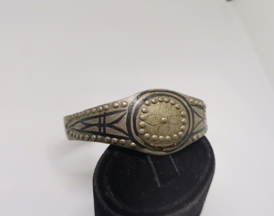 ÜZERİ SAVAT İŞÇİLİKLİ OSMANLI DÖNEMİ VAN BİLEKLİK