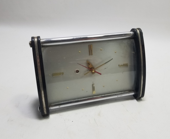 ANTİKA KURMALI MASA SAATİ