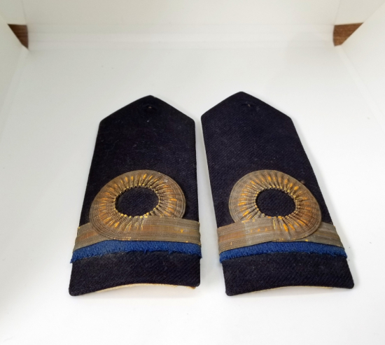 ÜZERİ SIRMA İŞÇİLİKLİ OSMANLI DÖNEMİ DENİZCİ SUBAY APOLETİ