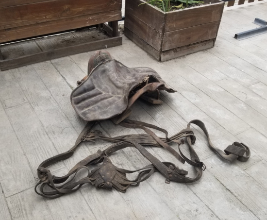 ÜZERİ OSMANLICA YAZILI ABDÜLMECİD HAN DÖNEMİ ÇOK NADİR ORDUYU HUMAYUN SÜVARİ EYER TAKIMI