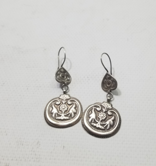 KABARTMA İŞÇİLİKLİ TÜRKMEN İŞİ ANTİKA KÜPE