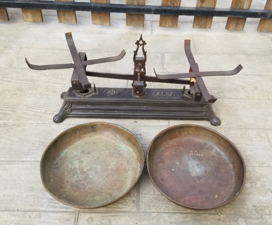 CUMHURİYET BAŞLARI EL YAPIMI ANTİKA TERAZİ