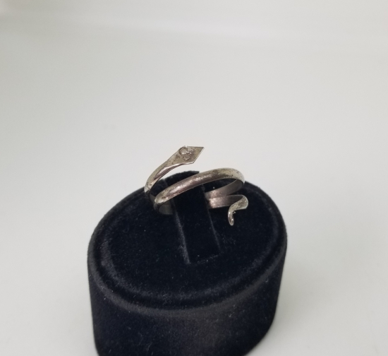 KABARTMA İŞÇİLİKLİ YILAN FORMLU OSMANLI DÖNEMİ RUM İŞİ YÜZÜK