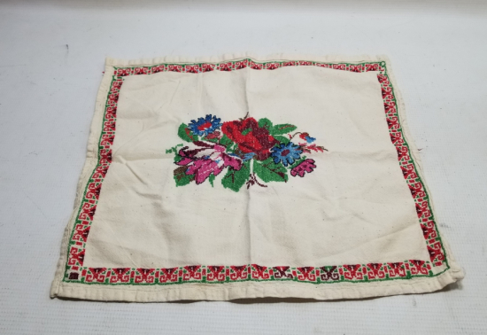 OSMANLI DÖNEMİ KANAVİÇE İŞÇİLİKLİ NADİR YÜZ GÖRÜMLÜLÜĞÜ BOHÇASI