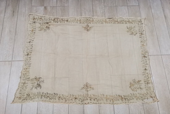 GÜMÜŞ SIRMA İŞÇİLİKLİ NADİR FORMDA OSMANLI DÖNEMİ BÜYÜK BOY GELİN BAŞI ÖRTÜSÜ - ULAMA