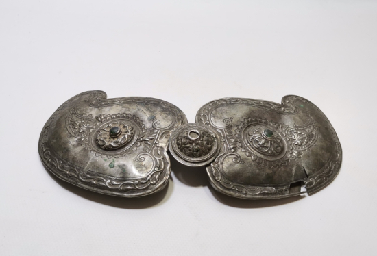 ÜZERİ KABARTMA İŞÇİLİKLİ OSMANLI DÖNEMİ GÜMÜŞ GELİN KEMERİ