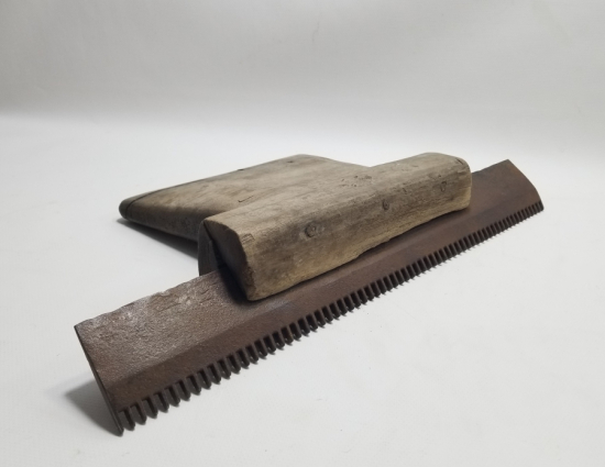 OSMANLI DÖNEMİ AHŞAP TUTMAÇLI YÜN TARAĞI