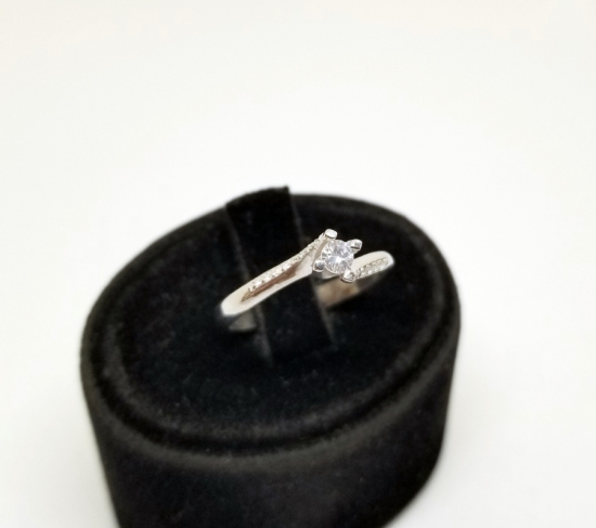 ÖZEL YAPIM SONSUZLUK MODELİ TEKTAŞ YÜZÜK