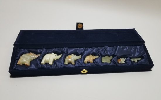 ORİJİNAL KUTUSUNDA UZAKDOĞU YAPIMI ŞANS FİLİ TAKIMI