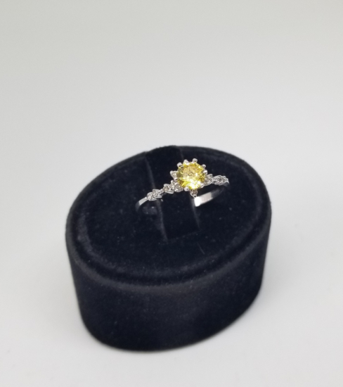 SİTRİN VE PIRLANTA TAŞLI YÜZÜK