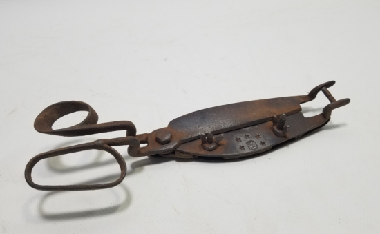 ÜZERİ USTA DAMGALI OSMANLI DÖNEMİ HEREKE YAPIMI HALI MAKASI