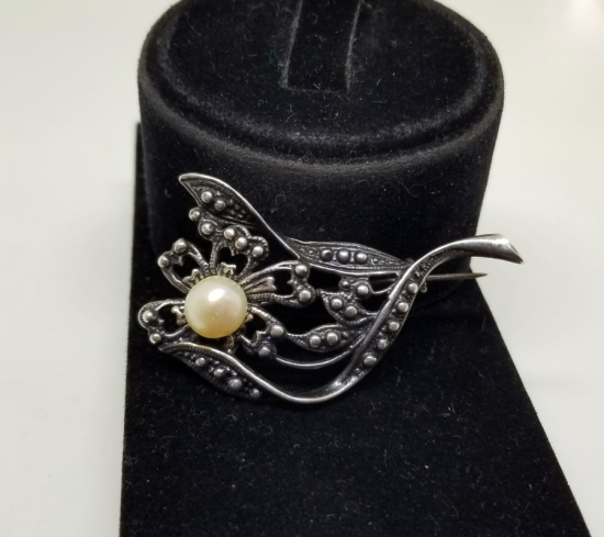 İNCİLİ GÜMÜŞ BROŞ