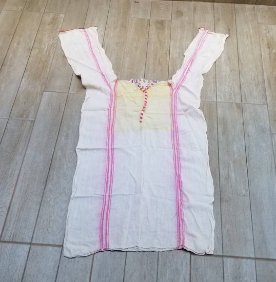 YAKASI VE KOLLARI İŞLEMELİ OSMANLI DÖNEMİ İPEKLİ GELİN İÇLİĞİ