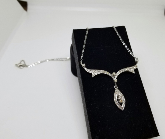 PIRLANTA TAŞLI DAMLA MODEL GERDANLIK