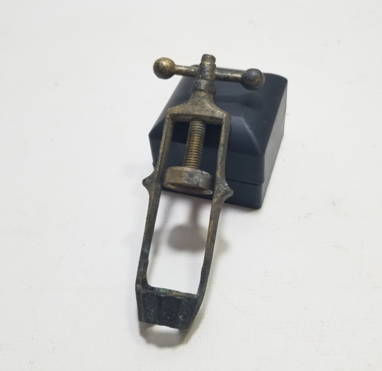 ANTİKA FİŞEK SIKIŞTIRMA ALETİ