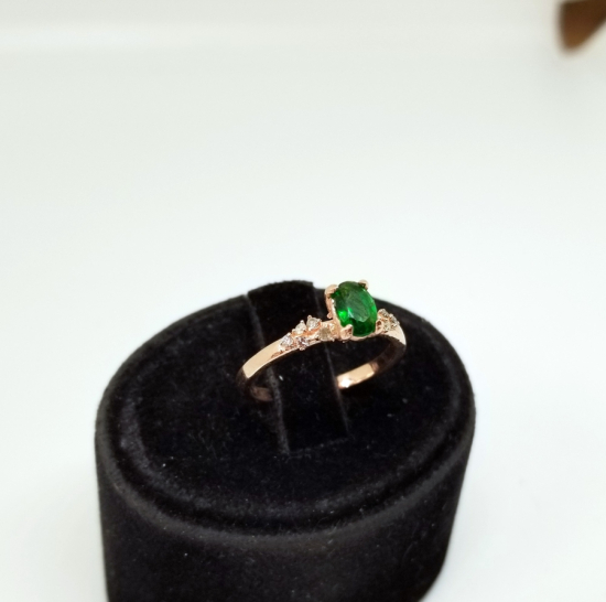 ZÜMRÜT VE PIRLANTA TAŞLI ÖZEL YAPIM YÜZÜK