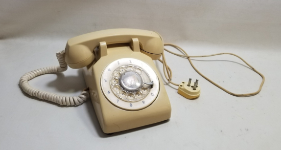 ANTİKA ÇEVİRMELİ TELEFON