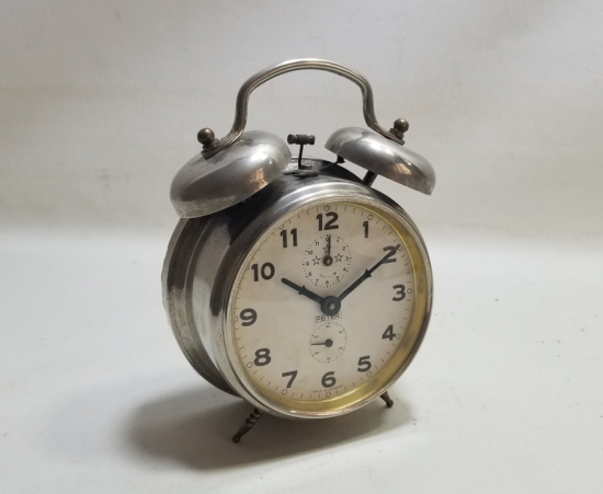 ANTİKA KURMALI PETER MASA SAATİ