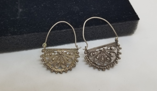 KABARTMA İŞÇİLİKLİ OSMANLI DÖNEMİ NADİR GÜMÜŞ ERMENİ KÜPESİ