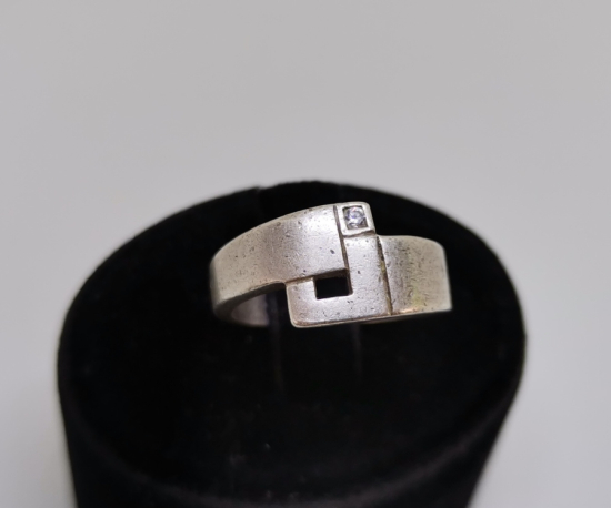 ÜZERİ MARGAZİT TAŞLI ÖZEL YAPIM GÜMÜŞ YÜZÜK