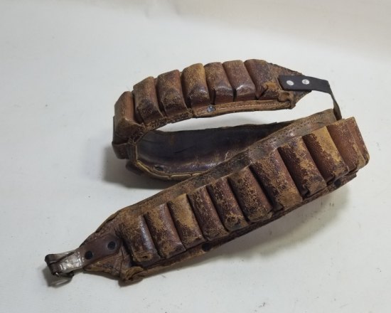 DERİDEN MAMUL EL YAPIMI ANTİKA FİŞEKLİK