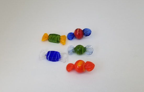 BAYRAM ŞEKERİ FORMUNDA YAPILMIŞ ANTİKA MURANO ŞEKER LOTU