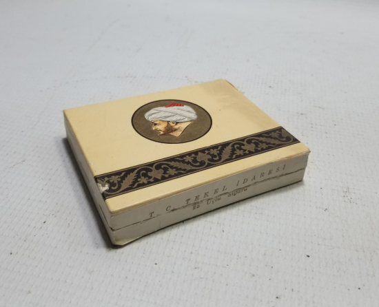 İSTANBUL'UN FETHİNİN 500. YILI ANISINA YAPTIRILMIŞ İÇİ DOLU SİGARA PAKETİ