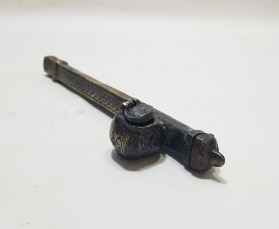 KABARTMA İŞÇİLİKLİ BRONZ DÖKÜM DİVİTLİK