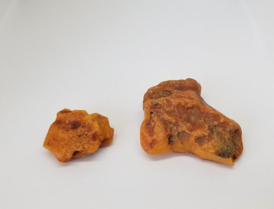 İŞLENMEMİŞ HAM KAYA DAMLA KEHRİBAR