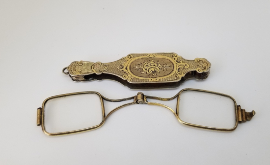 ÜZERİ KABARTMA İŞÇİLİKLİ OSMANLI DÖNEMİ GÜMÜŞ GÖZLÜK