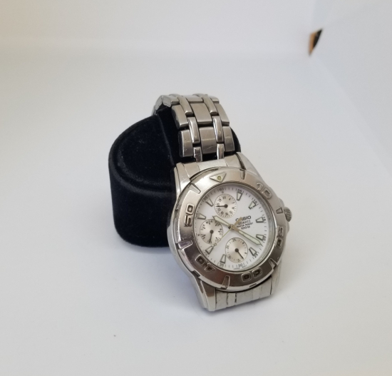 CASIO MARKA PİLLİ KOL SAATİ