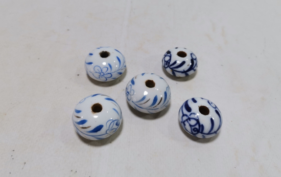 ÜZERLERİ İŞLEMELİ OSMANLI DÖNEMİ PORSELEN ÇEKMECE KULPLARI LOTU