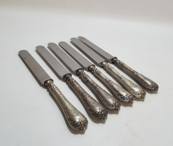 ÜZERİ İNSİYALLİ ANTİKA GÜMÜŞ KAPLAMA YEMEK BIÇAĞI TAKIMI