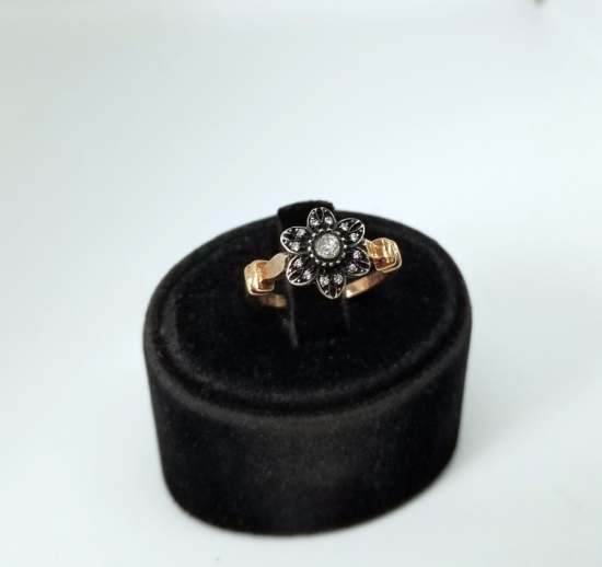 ÖZEL KESİM ELMASLI ALTIN YÜZÜK