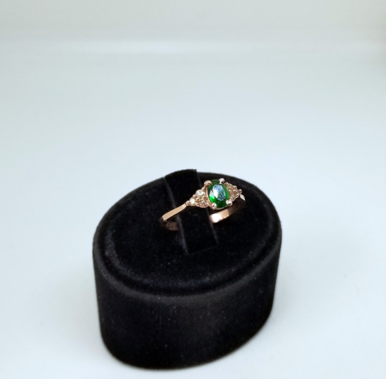 ZÜMRÜT VE PIRLANTA TAŞLI ÖZEL YAPIM YÜZÜK