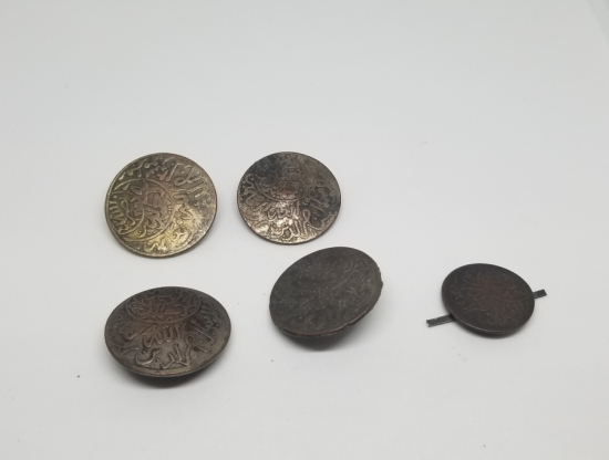 TUNUS PARALARINDAN YAPILMIŞ ANTİKA DÜĞME LOTU