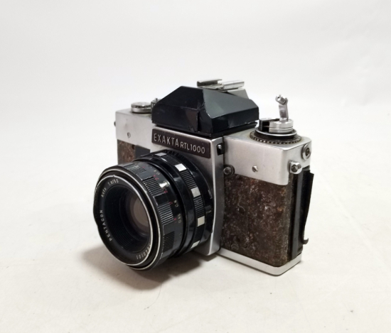 EXAKTA MARKA ANTİKA FOTOĞRAF MAKİNESİ