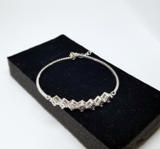 PIRLANTA TAŞLI GÜMÜŞ BİLEZİK - BİLEKLİK