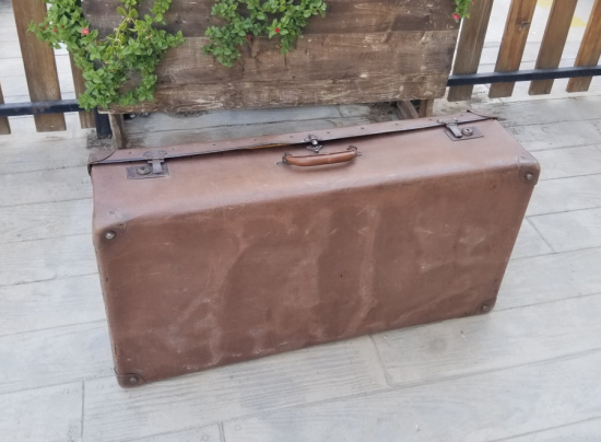 ÜZERİNDE OSMANLICA ETİKET BULUNAN ÇOK NADİR ASKER BAVULU