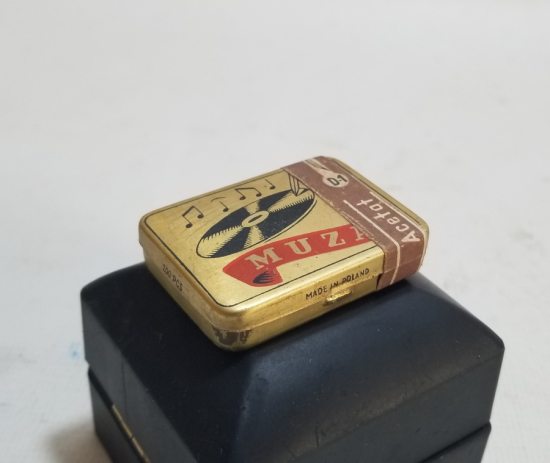 AÇILMAMIŞ KUTUSUNDA ANTİKA GRAMAFON İĞNELERİ