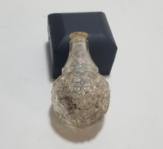 KRİSTAL KESME İŞÇİLİKLİ OSMANLI DÖNEMİ NADİR KOKU - PARFÜM ŞİŞESİ