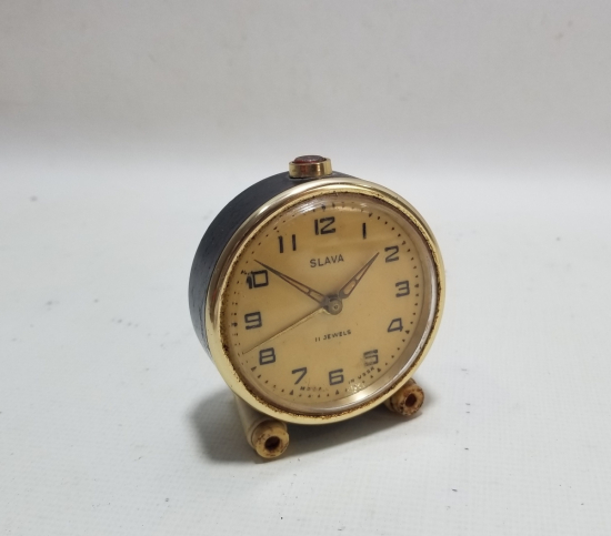 ANTİKA KURMALI MASA SAATİ