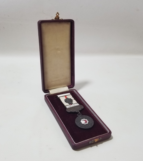 ORİJİNAL KUTUSUNDA 1. DÜNYA SAVAŞI DÖNEMİ NADİR HİLAL-İ AHMER MADALYA