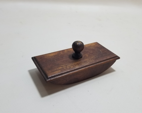 ÜZERİ ALTIN VARAKLI OSMANLICA YAZILI NADİR MÜREKKEP KURUTMALIĞI