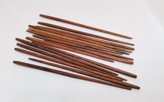 ANTİKA OKUMA ÇUBUKLARI LOTU