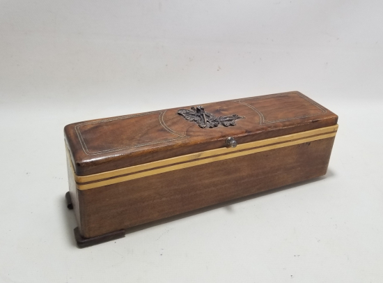 GÜMÜŞ ÇAKMA İŞÇİLİKLİ EL YAPIMI ANTİKA KAPAKLI KUTU